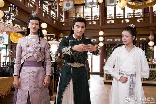 萌妻食神吃瓜,吃瓜群众揭秘宫廷美食背后的爱恨情仇