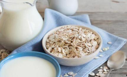 瓜哥鹌鹑姐吃麦片